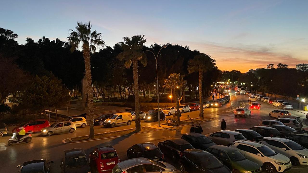 Central Park Apartments Heraklion  Bagian luar foto